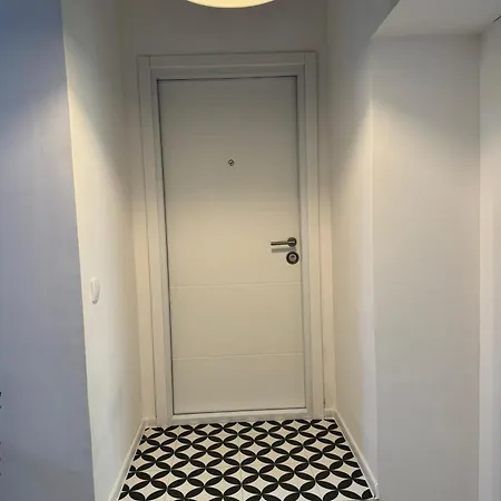 Mina Luxury Suite 1 贝尔格莱德 外观 照片